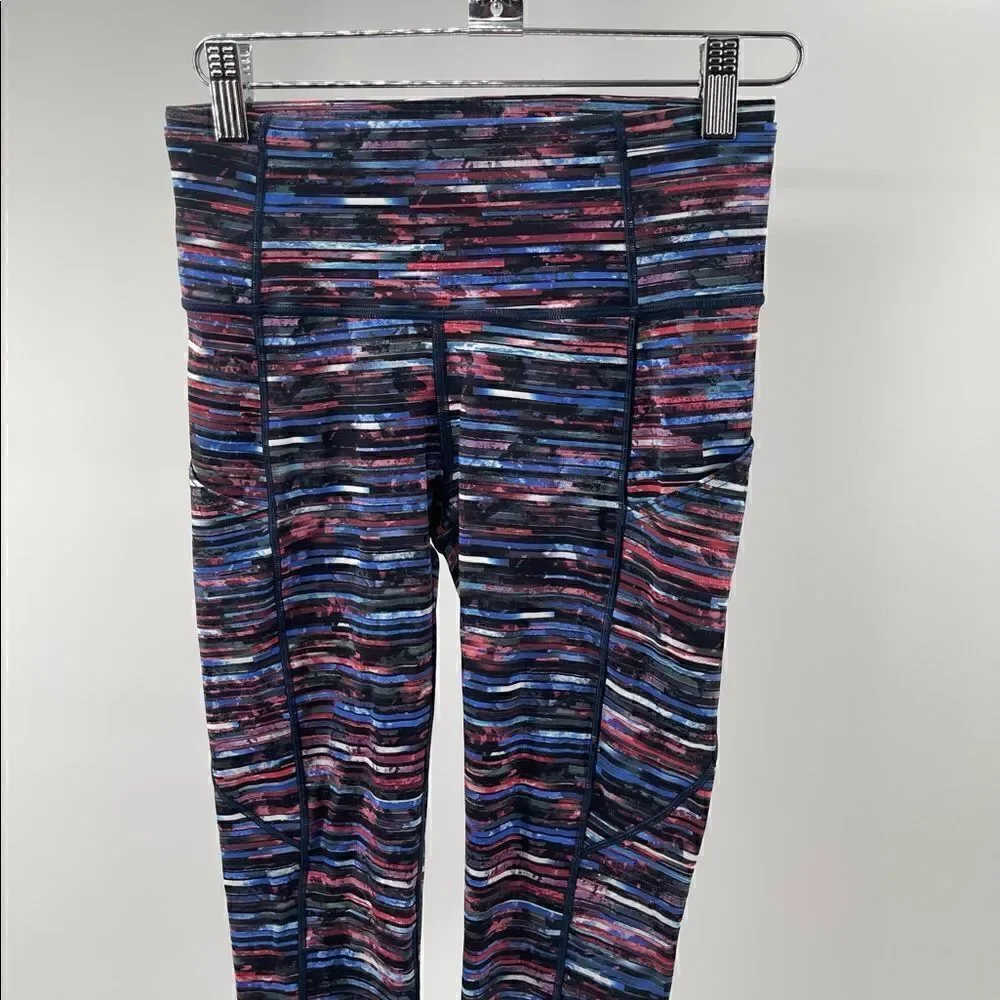 LULULEMON leggings size 4